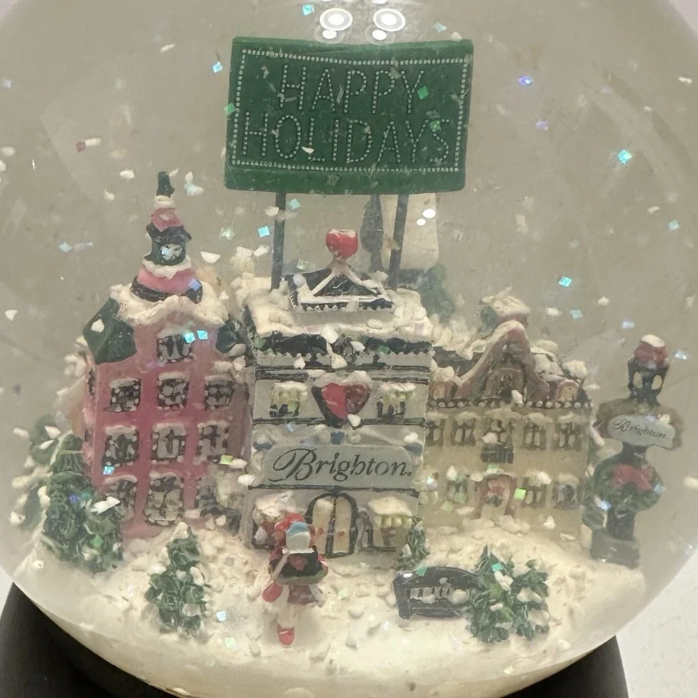 Vintage‎ Christmas BRIGHTON VILLAGE Storyland Musical Snow Globe – 
